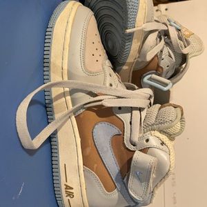 Nike uptown air force